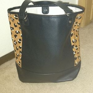 Thirty one colorblock purse